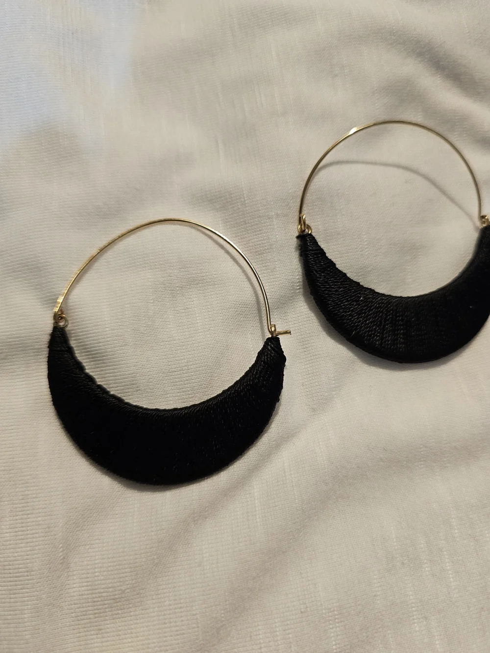 None gold tone